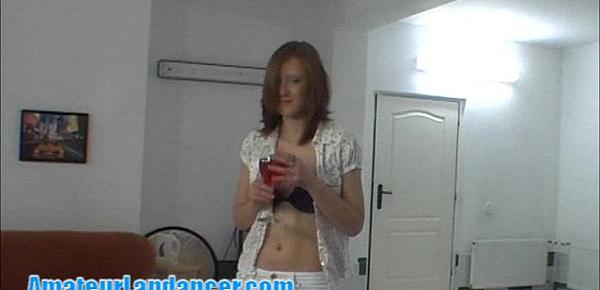  Teen redhead does amazing lapdance